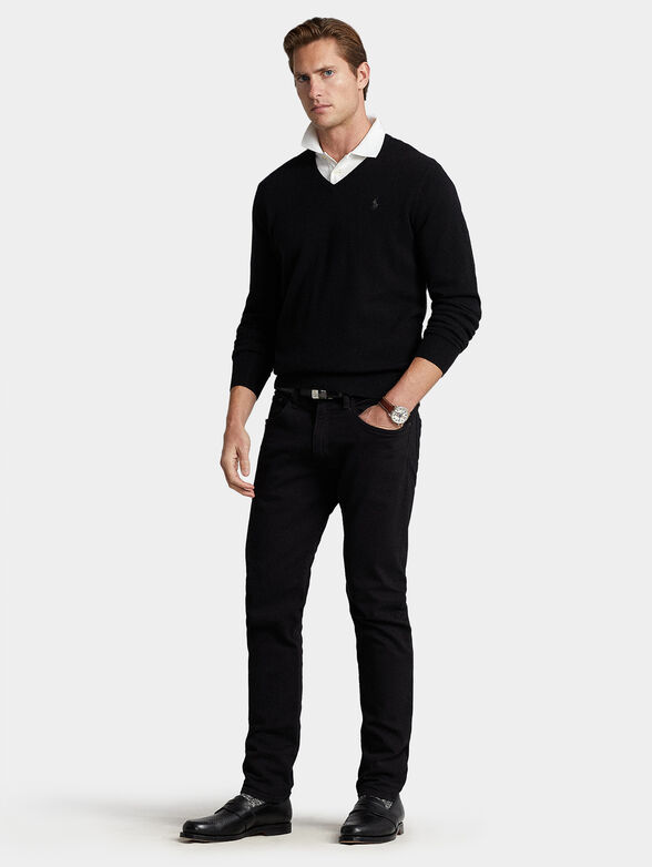 Black wool V-neck sweater - 2