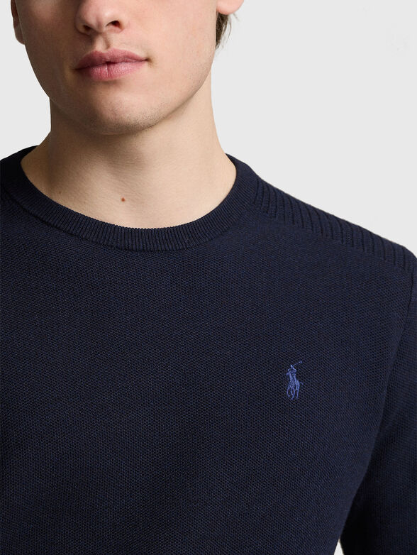 Sweater with oval neckline  - 4