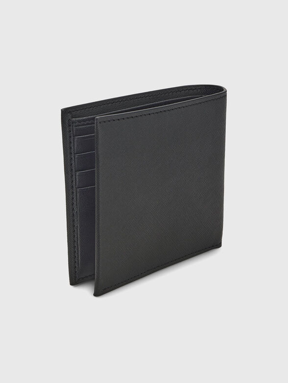 Wallet with a silver logo detail - 2