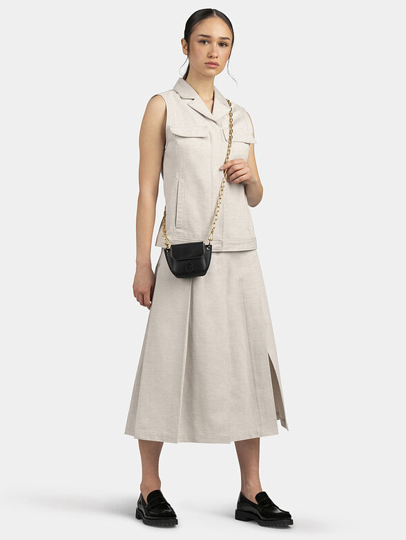Light grey vest with pockets - 2