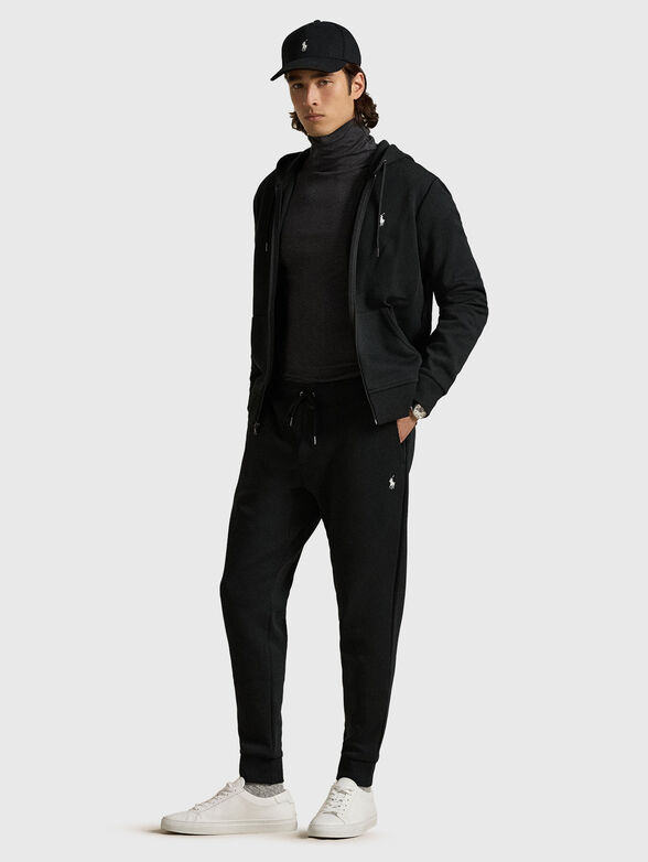 Sports pants with contrasting logo  - 4