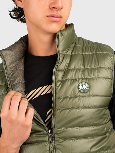 Reversible vest in black - 5