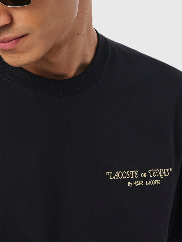 Cotton T-shirt with a round neckline - 4