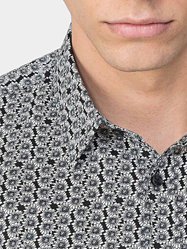 Cotton shirt with floral print - 5