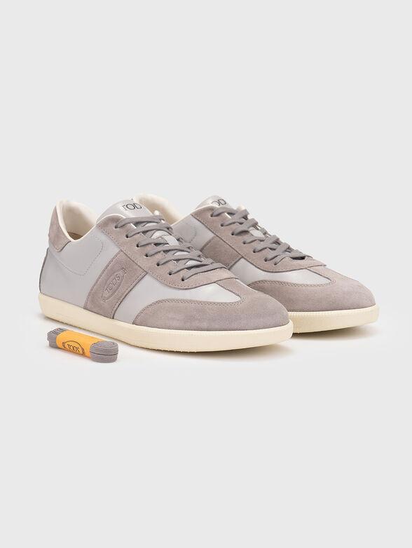 Leather sneakers with embossed logo - 1