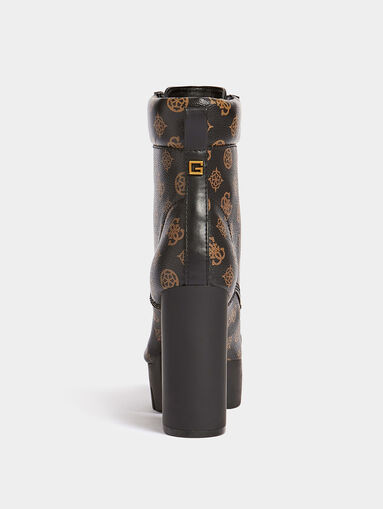 GEOVEY Ankle boots with 4G logo print - 3