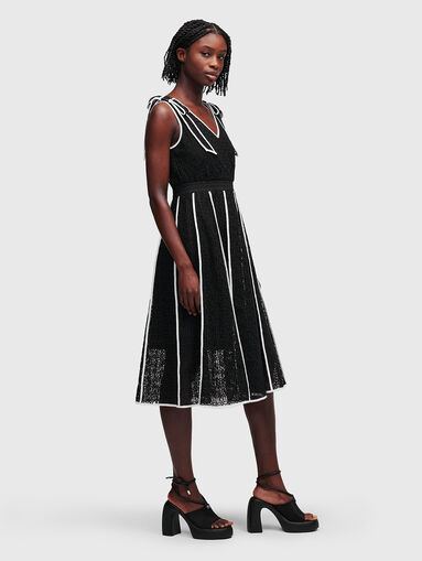 KL lace dress with embroidery - 4