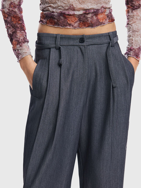 RIN black pants with floral embroidery - 3