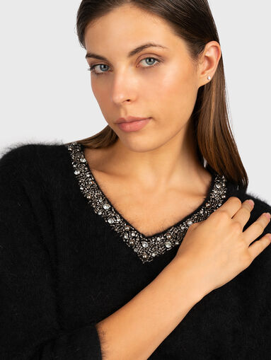 Black sweater with detail - 5