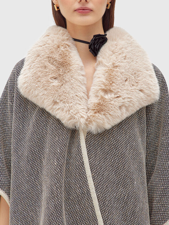Poncho with faux fur collar - 2