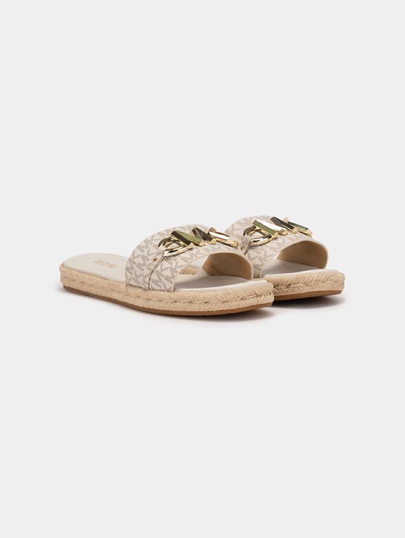 IZZY slides in brown color - 2