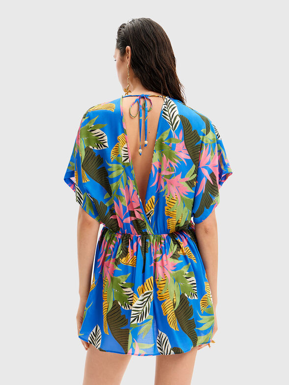 Beach dress with tropical print - 2
