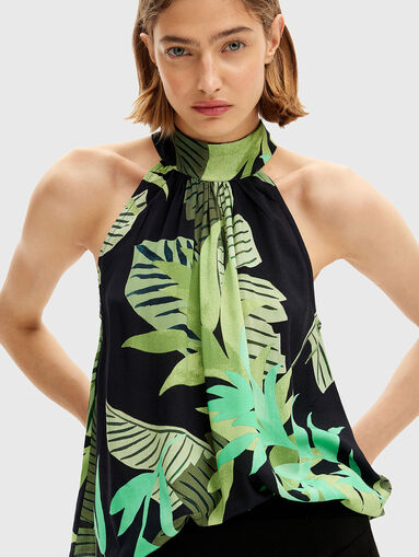 Halter neck top with print - 5