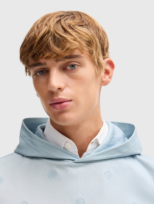 Sweatshirt with hood and logo embroidery - 4