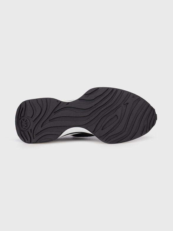 Black sneakers - 5