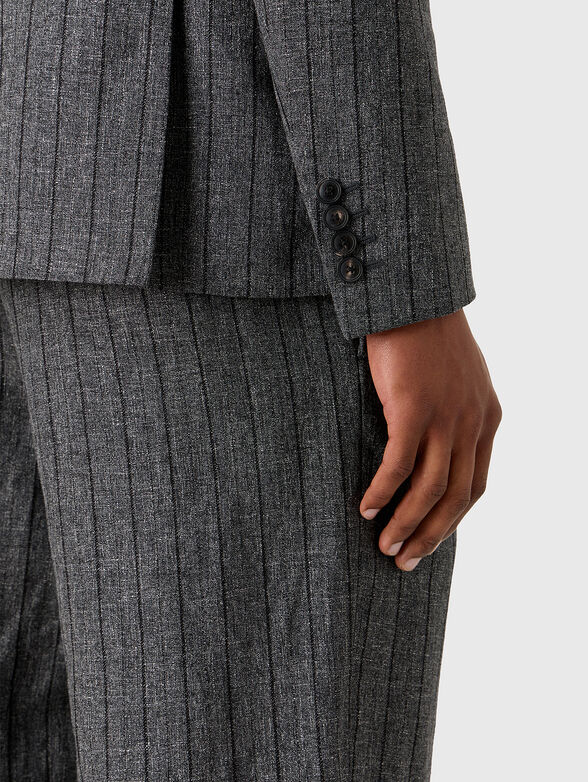 Striped suit of linen blend - 2