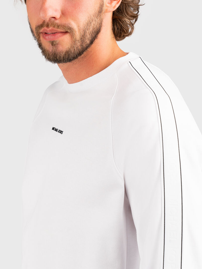 Black sweatshirt with logo details - 3