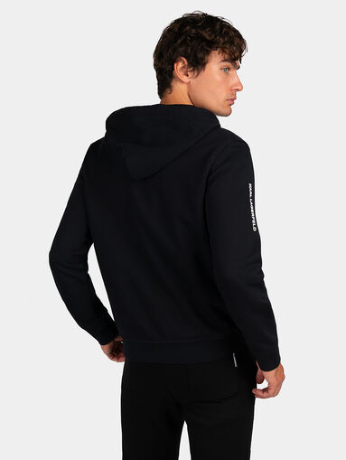 Sweatshirt with logo patch - 3