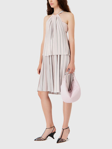 Pleated skirt with slit  - 5