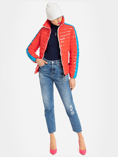 Shortened straight jeans with logo print - 5