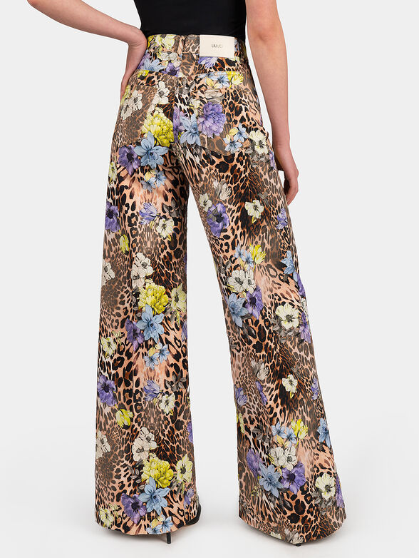 Pants with animal print - 2