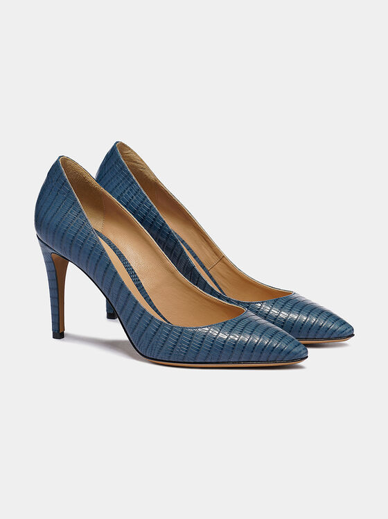 Кожени обувки с текстура в син цвят - 1