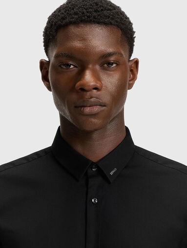 Long sleeved cotton slim shirt - 4