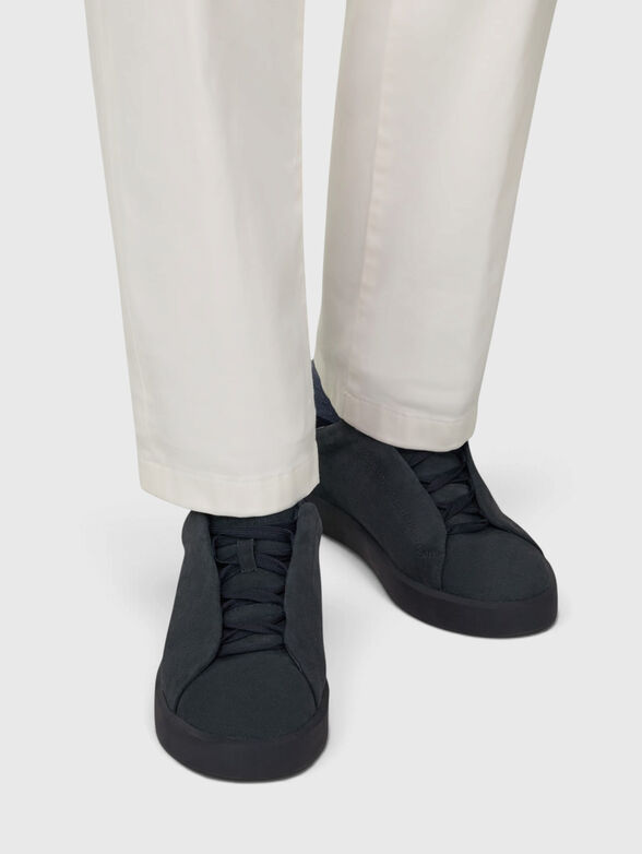 Dark blue suede sneakers - 2