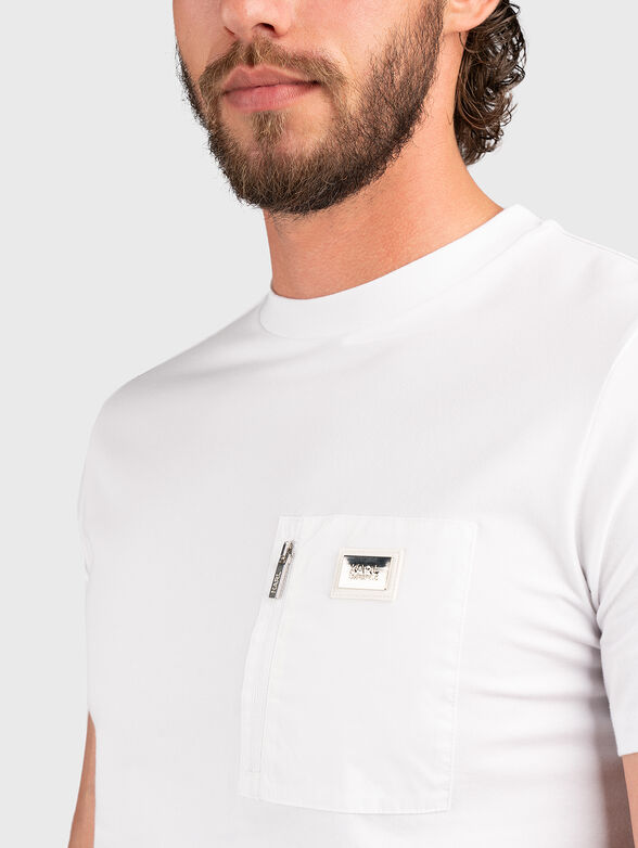 Black T-shirt with pocket - 4