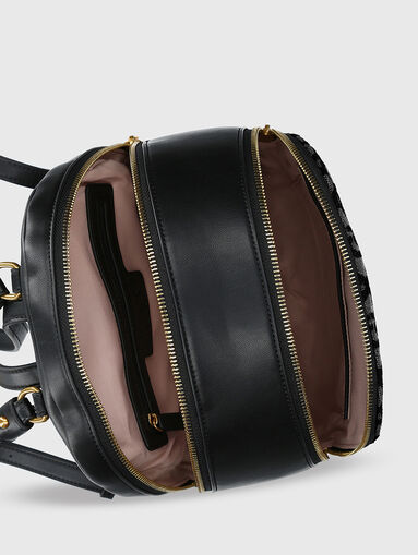 Black backpack with monogram print  - 5