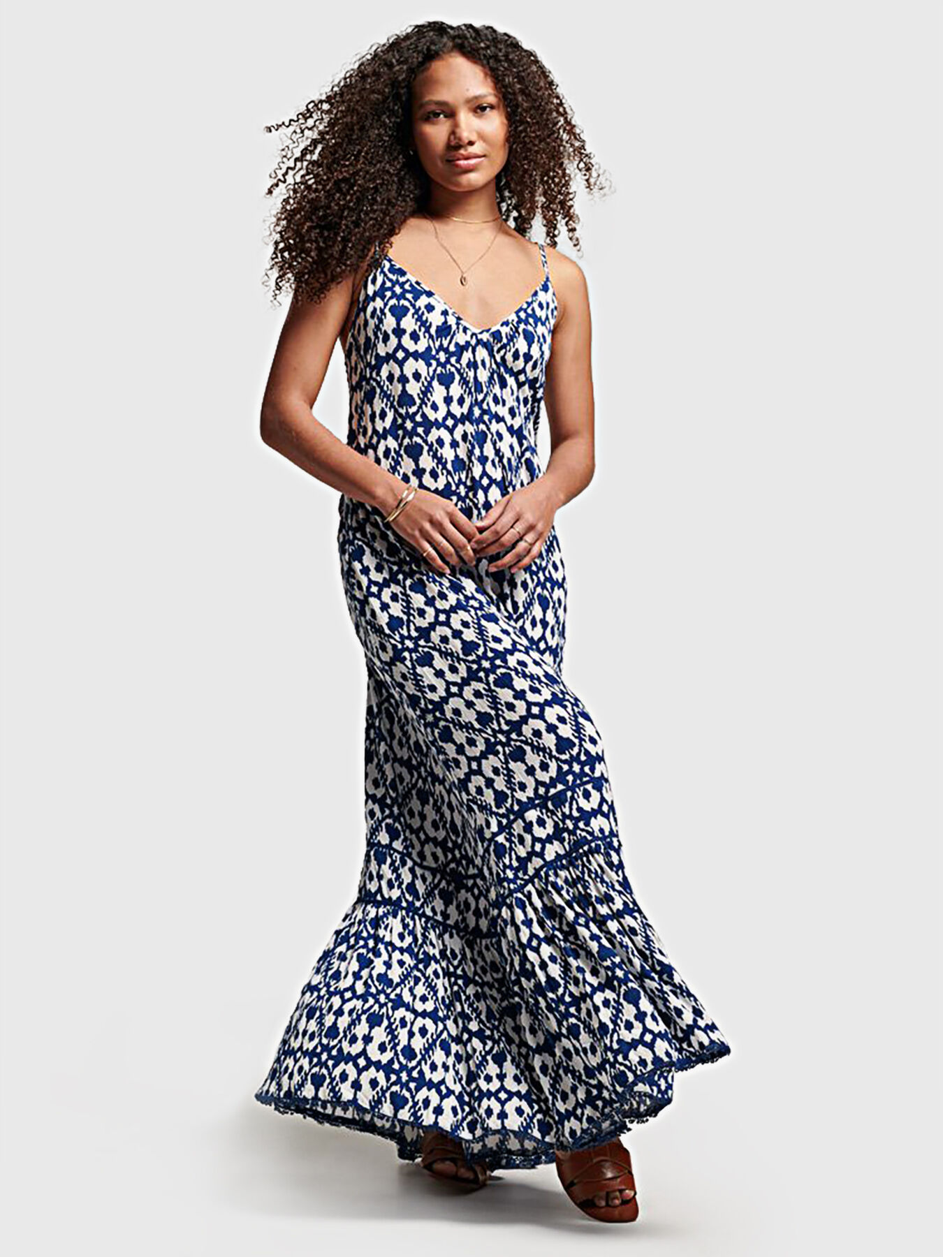 VINTAGE black maxi dress brand SUPERDRY Globalbrandsstore en