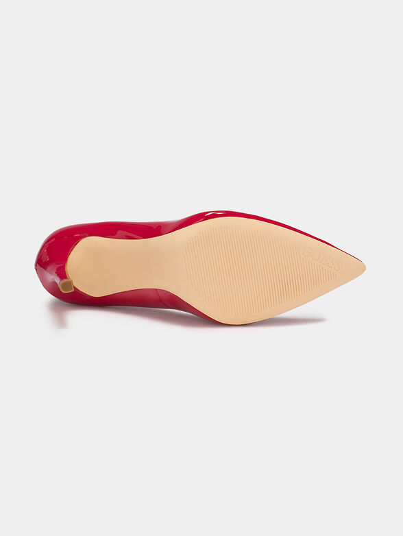 Red high heeled shoes with logo detail - 6