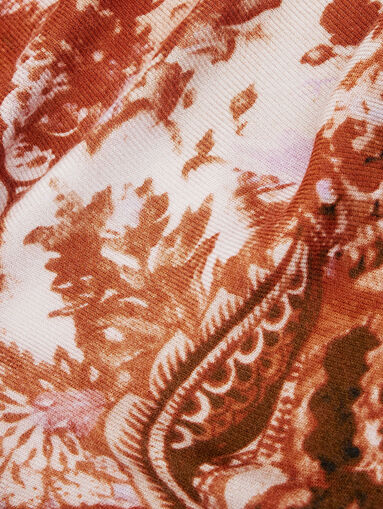 Scarf with floral motifs - 4