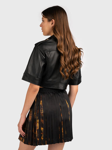 Cropped leather jacket with short sleeves - 2