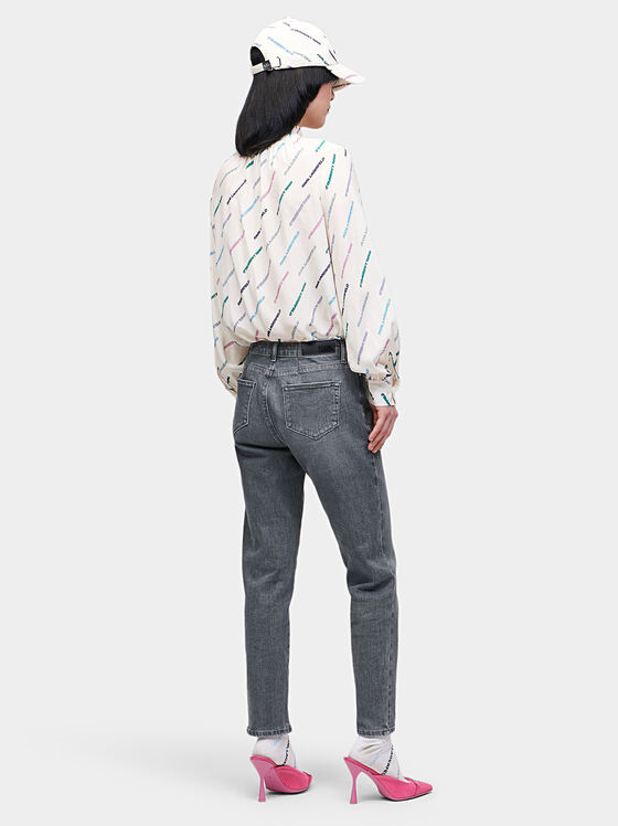 Grey jeans with contrasting logo detail - 2