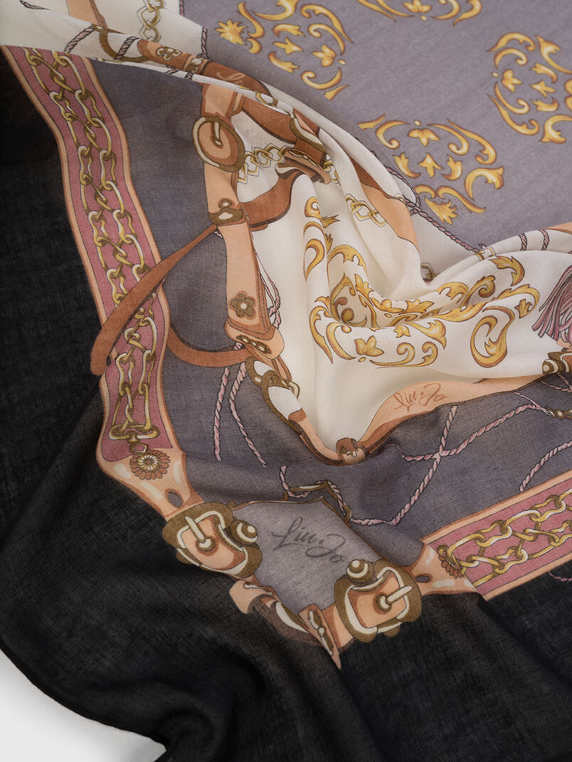 Black scarf with print - 3