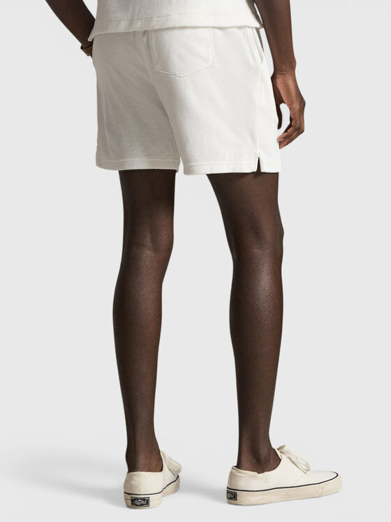 Shorts with a mini logo - 2
