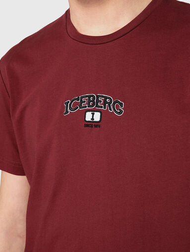 T-shirt in bordeaux with logo embroidery - 5