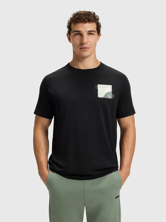 T-shirt with contrasting details - 1