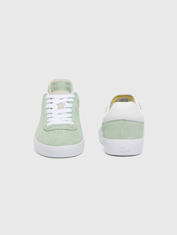 Sports shoes with logo - 5