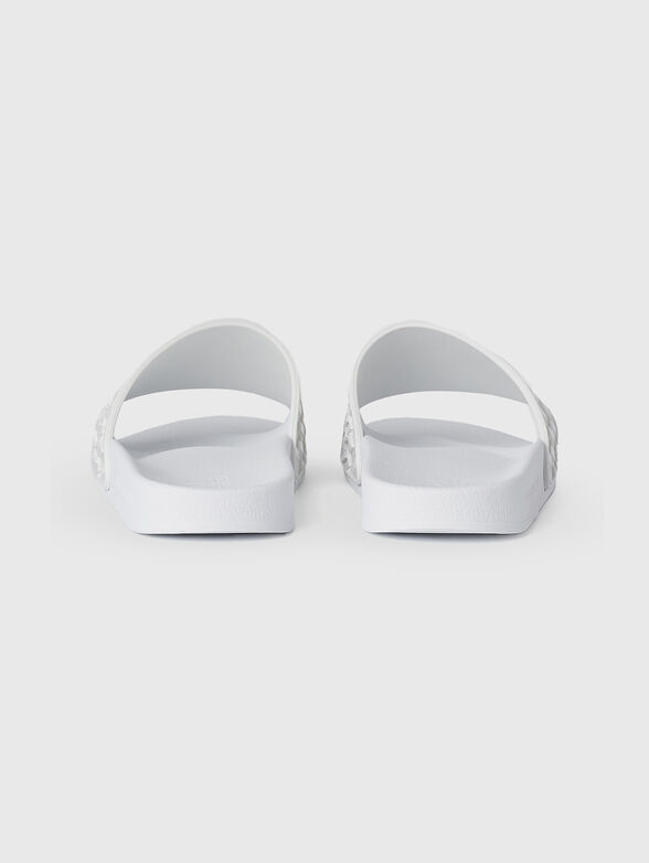 KONDO black beach slides with monogram embossed - 2