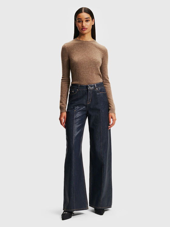 Дънки в тъмносин цвят с промазан ефект - 1