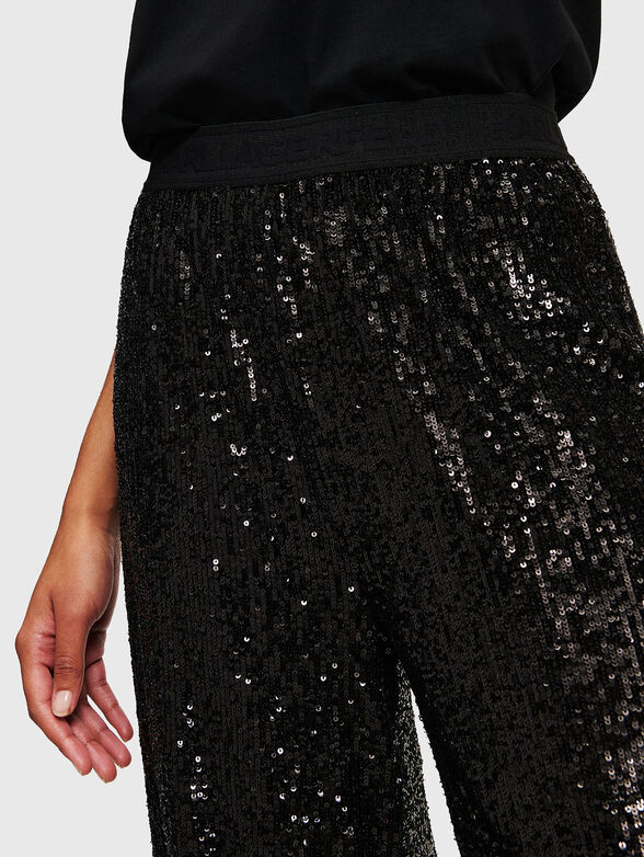 Pants with appliquéd sequins - 3