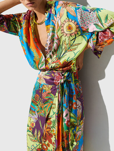 Satin shirt with floral print - 4