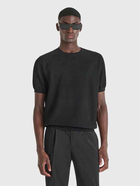 Short sleeve sweater in black - 1