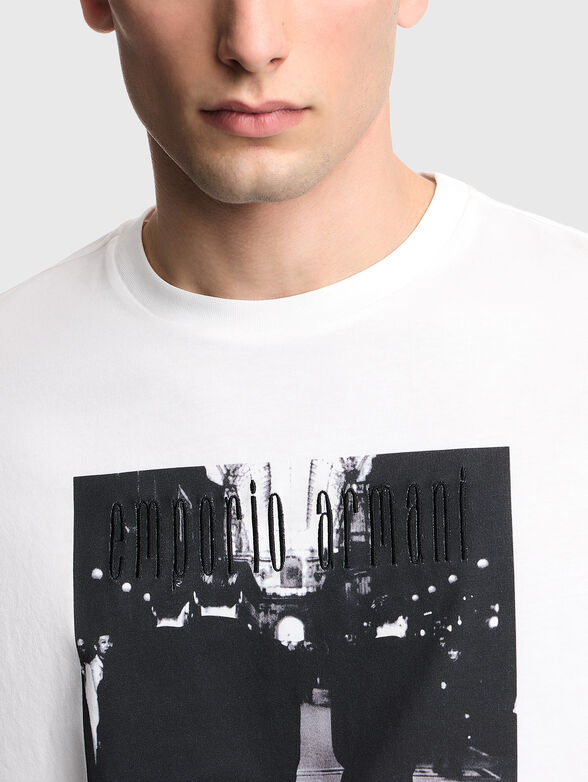 Cotton T-shirt with a print  - 4