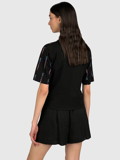 T-shirt with print - 4