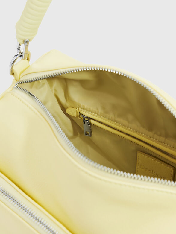 Bag with accent pockets and logo - 6