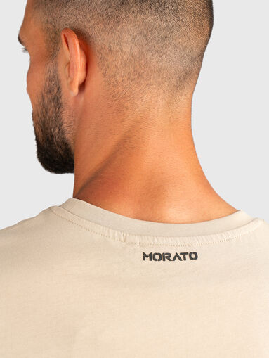 T-shirt with oval neckline - 5