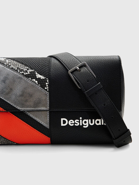 Crossbody bag with contrasting details - 4